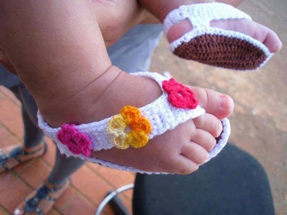 should a baby wear sandals